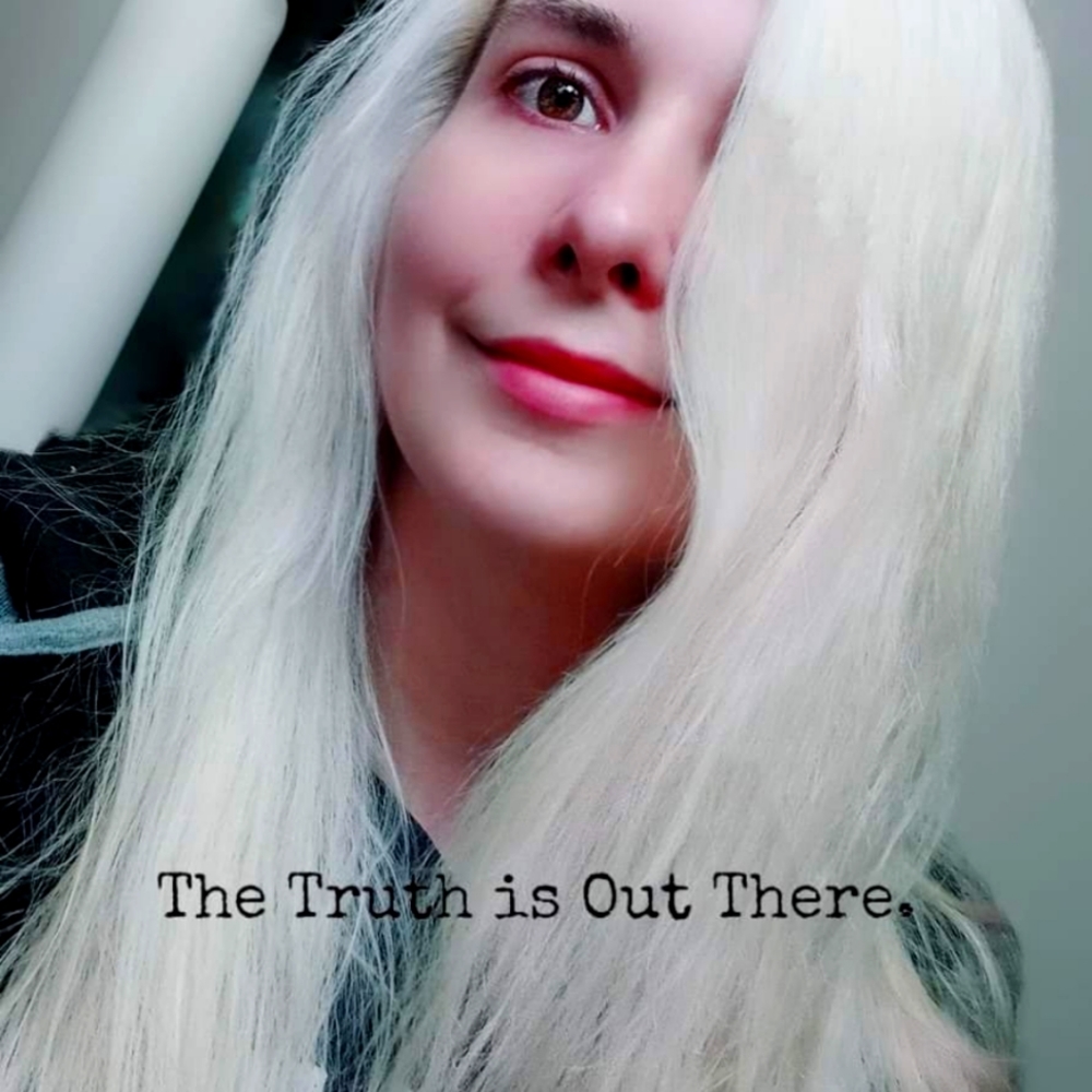 Meet your Posher, Canisha